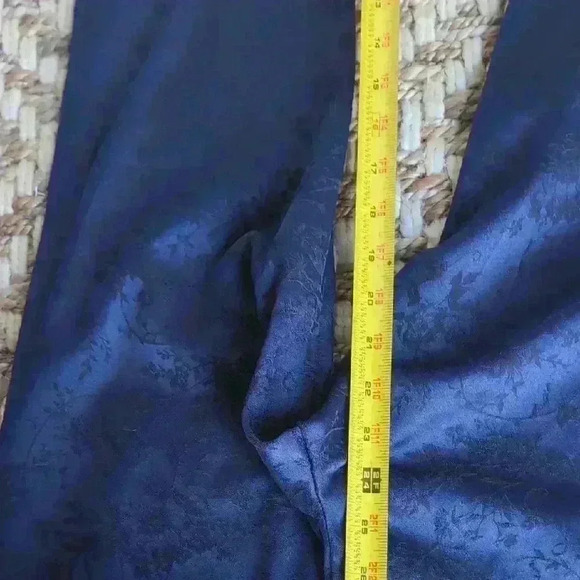 Old Navy Floral Patterned Navy Pants - Picture 7 of 7